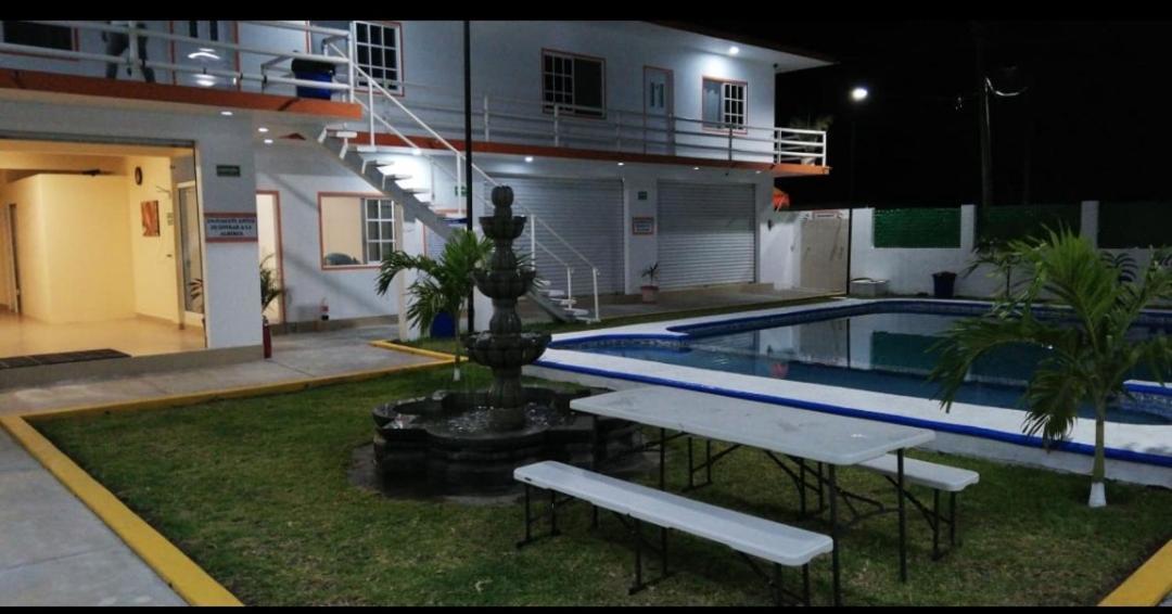 Hotel Villa Maran Chachalacas Ambiente Familiar Playa Chachalacas Zewnętrze zdjęcie
